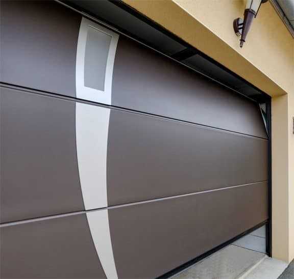 Porte de garage Carsec Pro ouverte