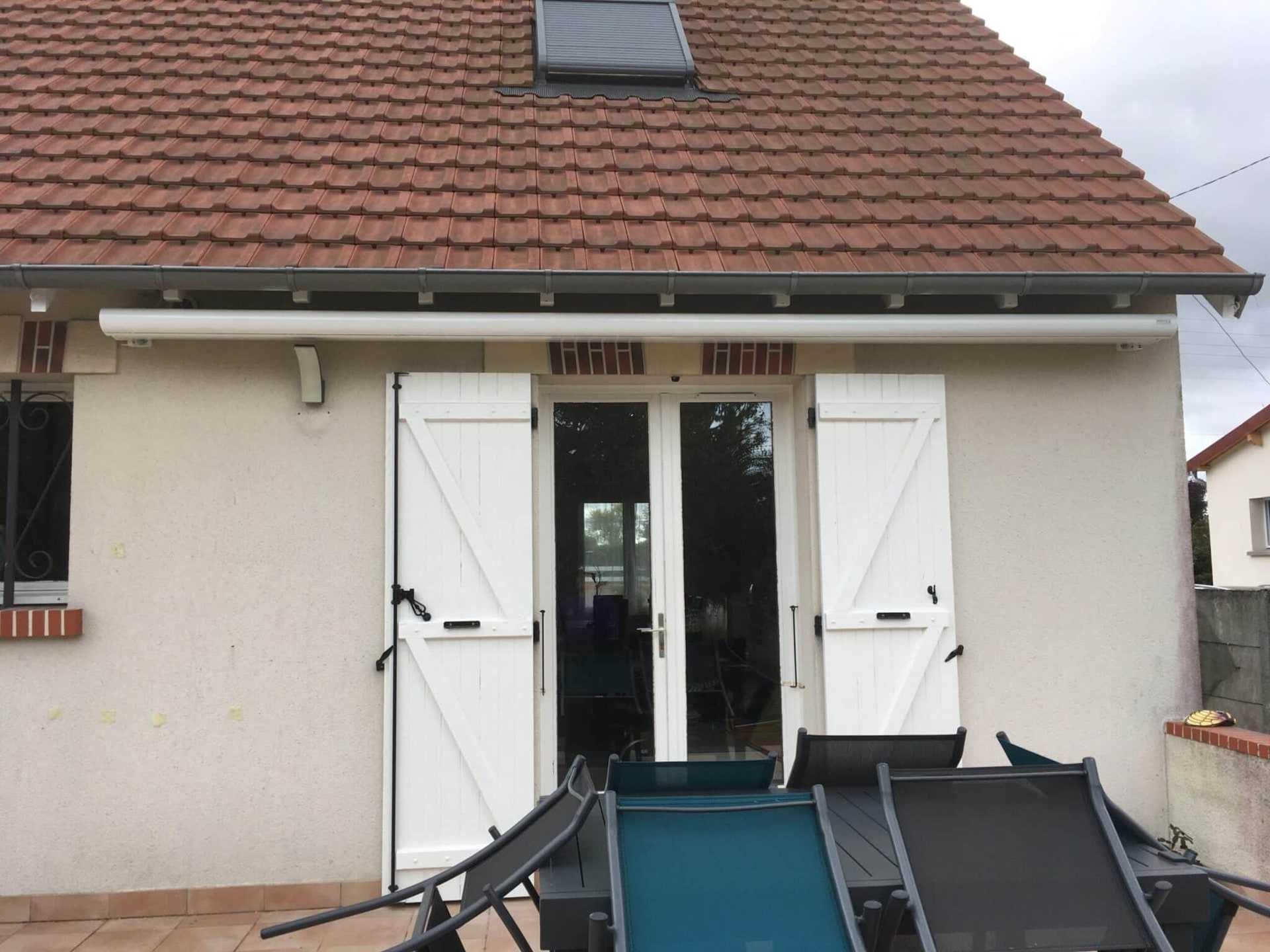 Stores coffres — réalisation 5 Hemond Fermetures